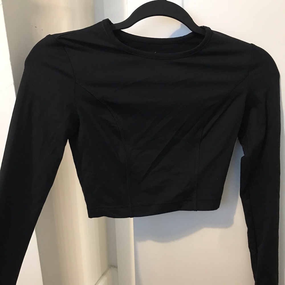 Aerie long sleeve cropped active wear top